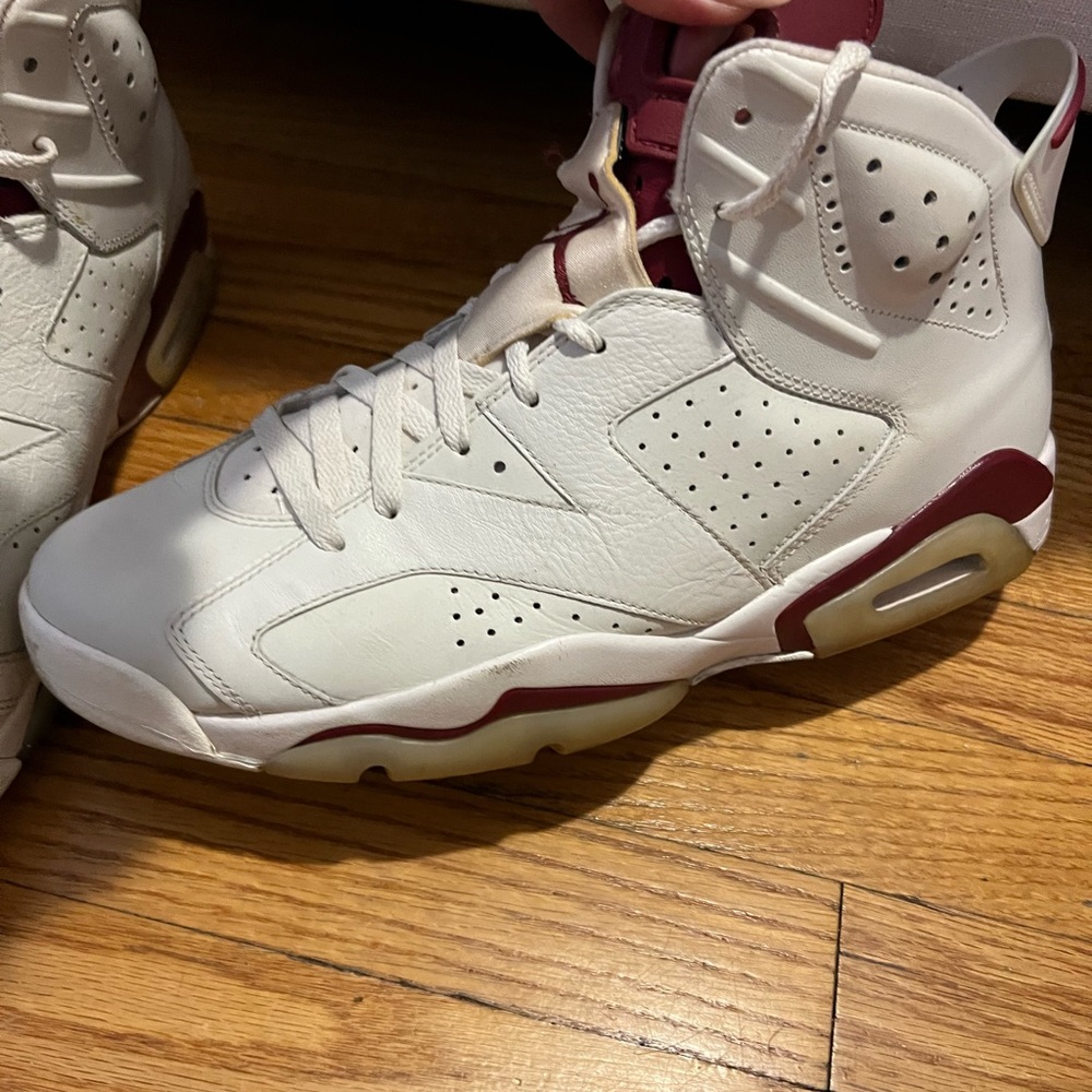 Nike Jordan 6 size 12. No box. 💯 Authentic
